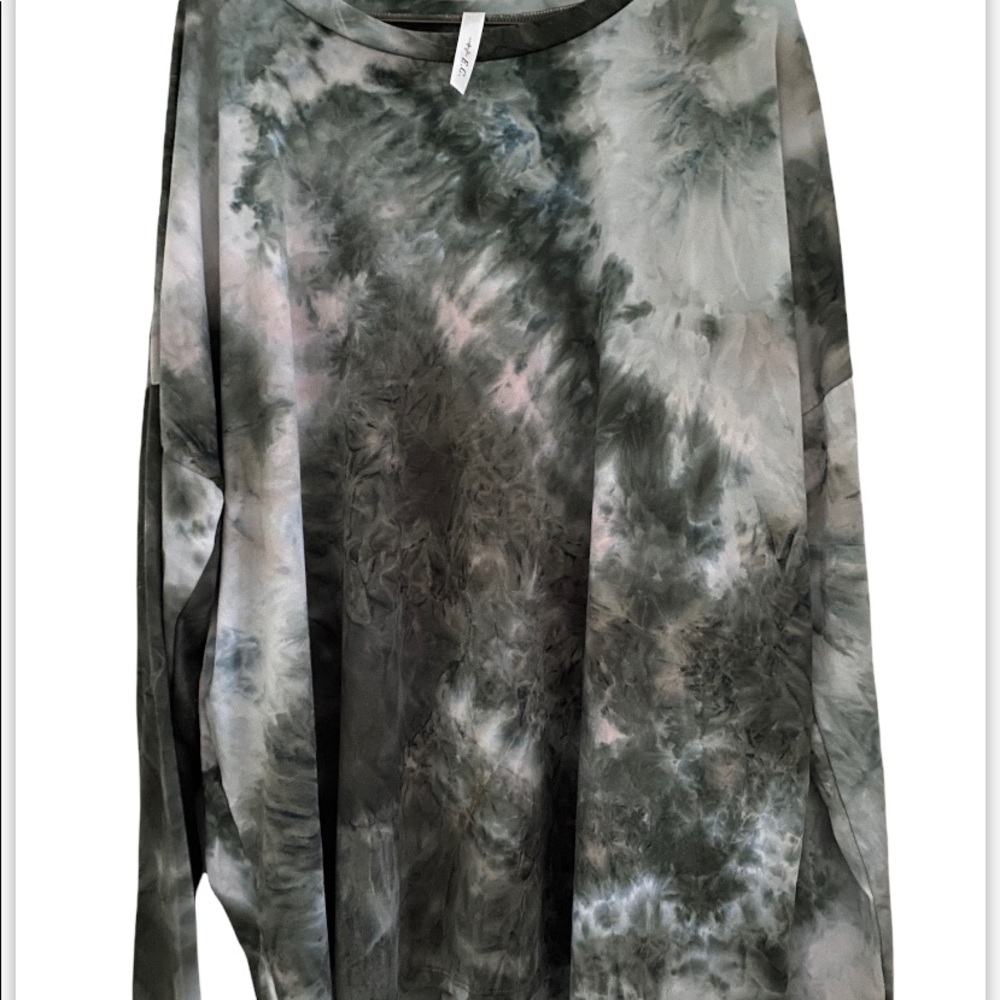 Tye Dye EC brand gently used blouse, size 2XL